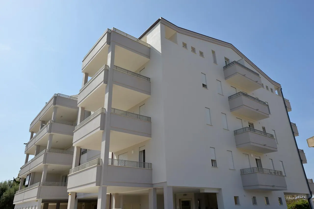 Alma Di Alghero Apartments 0*,